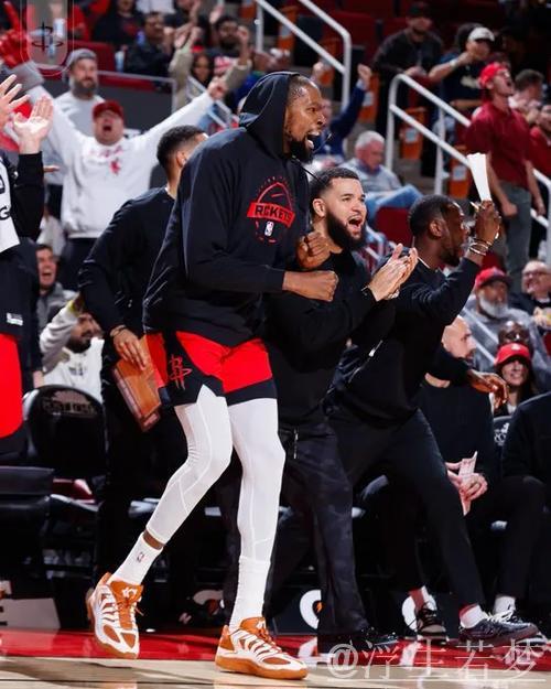 火箭惊险逆转:用“丑陋”的方式击退老将快船 火箭惊险逆转:用“丑陋”的方式击退老将快船