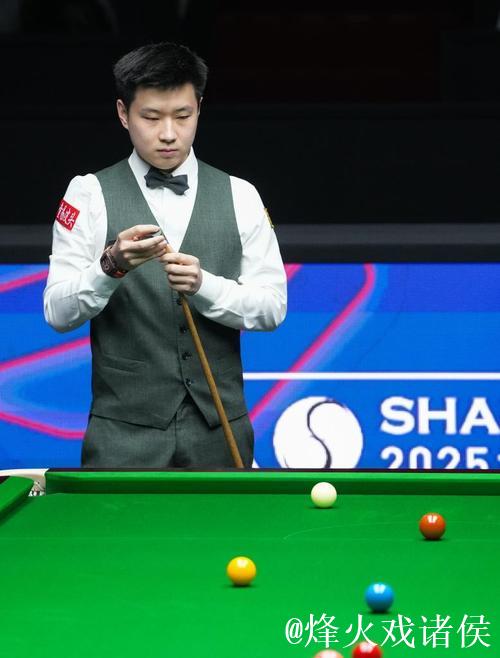 斯诺克上海大师赛:赵心童6-2晋级 下轮对阵丁俊晖 斯诺克上海大师赛:赵心童6-2晋级 下轮对阵丁俊晖